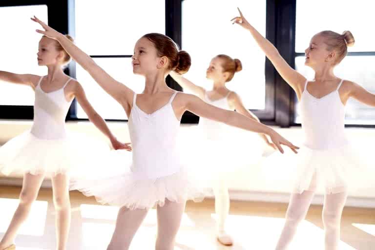 bale-yapan-kiz-ogrencileri